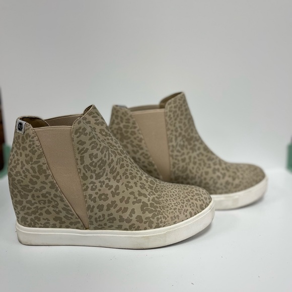 Coconuts by Matisse Shoes - Coconuts by Matisse Tan Leopard Print Sneakers